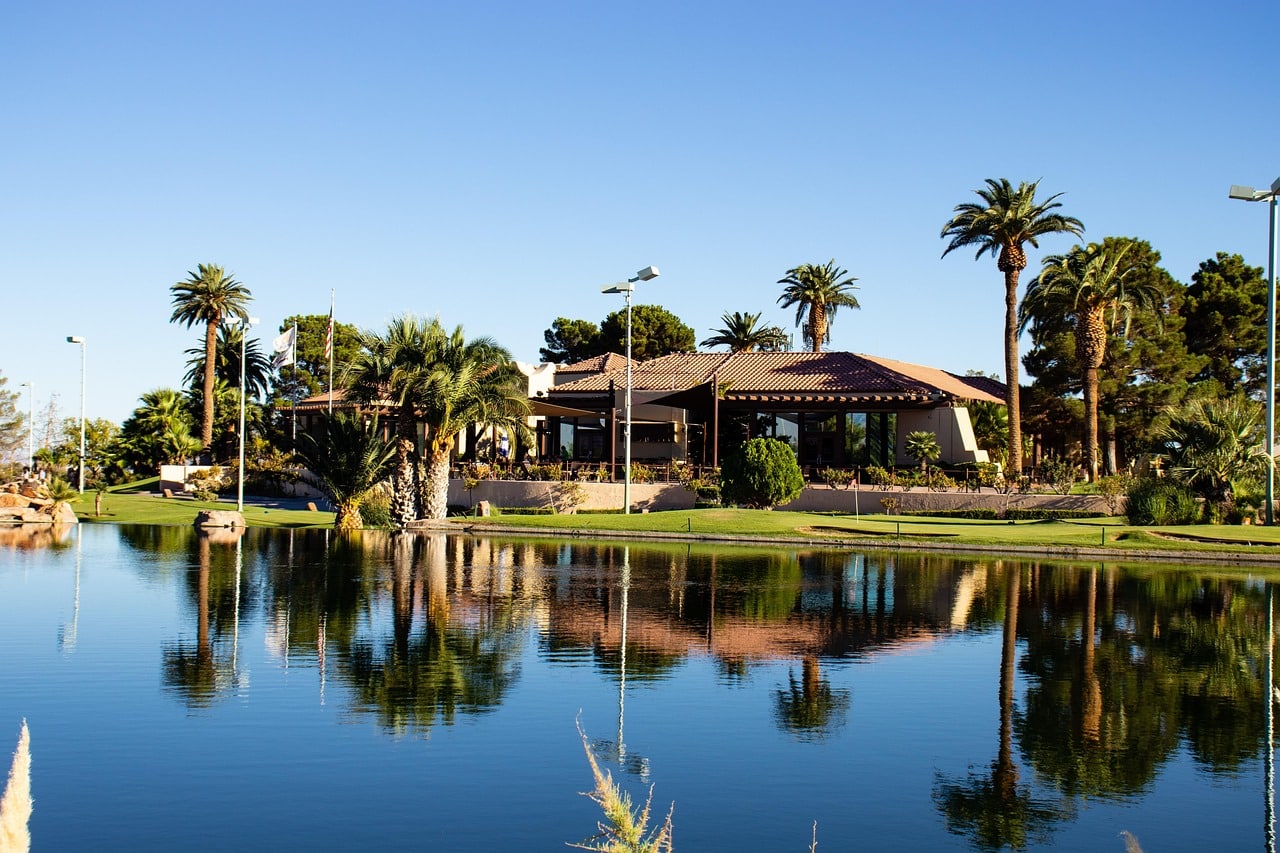 clubhouse, golf course, las vegas, lake, lake reflection, golf, nevada, club, blue golf, clubhouse, clubhouse, clubhouse, clubhouse, clubhouse, golf course, nature, las vegas